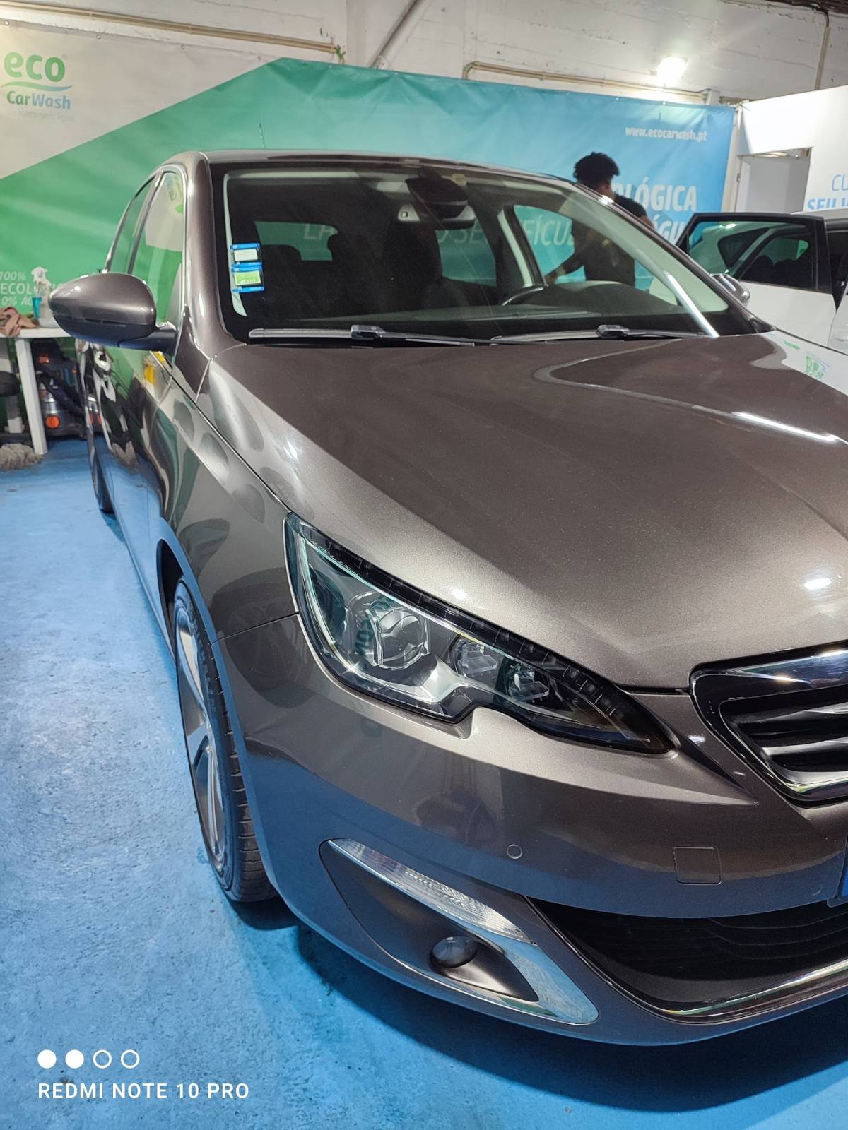Cruz Auto Care - Loures - Cleaning Out