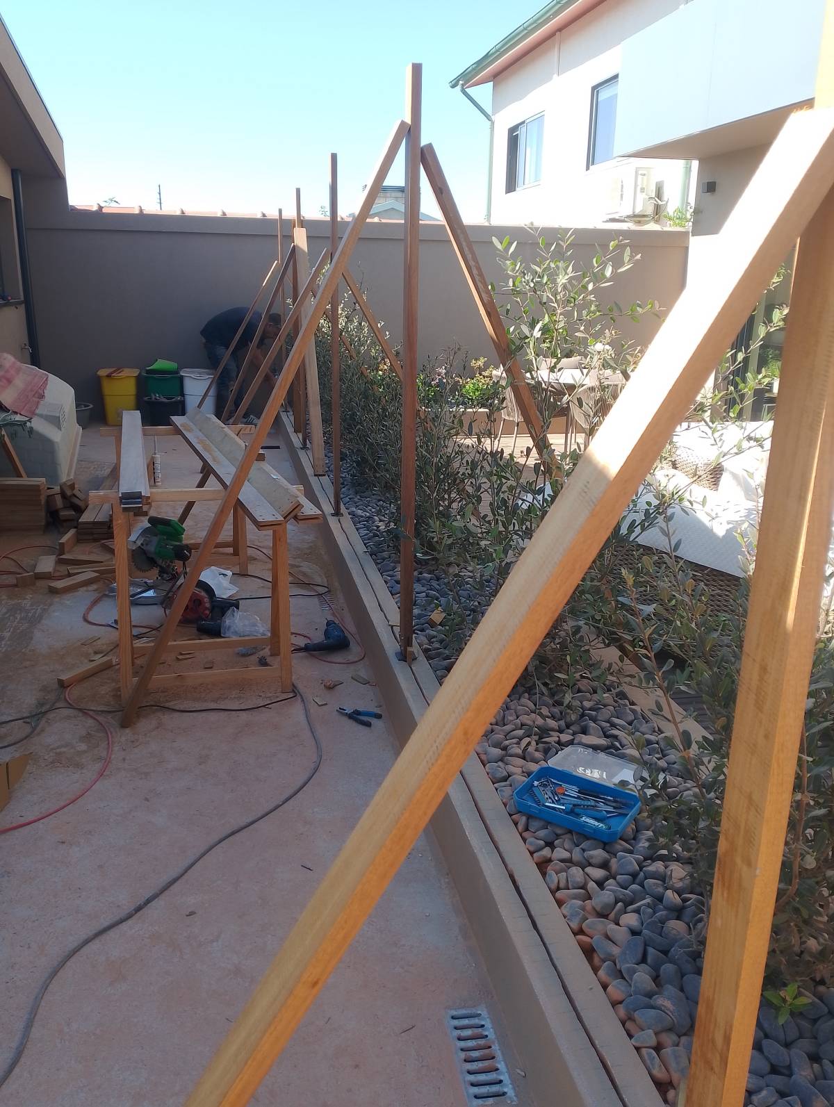 carpinteiro de acabamento - Porto - Stone or Tile Flooring Installation