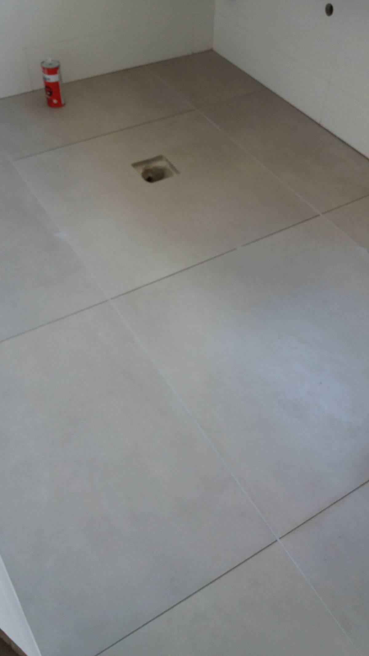 Ladrilhador Build - Oeiras - Instalación, reparación o eliminación de revestimientos