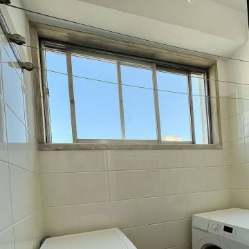 Casa arrumada - Loures - Reinigung von Jalousien