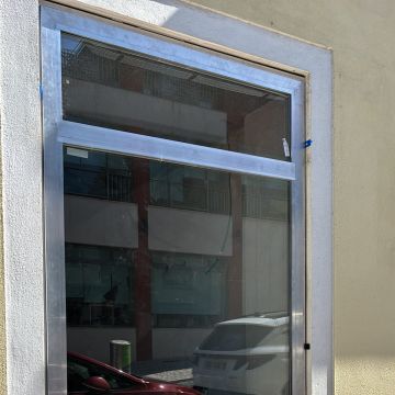 Diamante vidros e alumínios - Alcochete - Reparação de Portadas