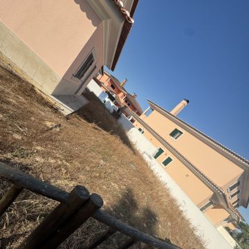 Império da relva - Odivelas - Instalação de Tapete de Relva