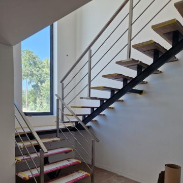MTC - Miguel Tavares Costa Metalúrgica, Lda - Vale de Cambra - Reparação de Máquinas de Construção