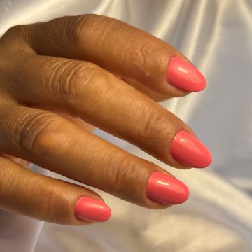 Larissa Bueno - Paços de Ferreira - Kosmetikerin
