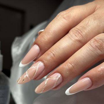 Larissa Bueno - Paços de Ferreira - Wimpernverlängerung