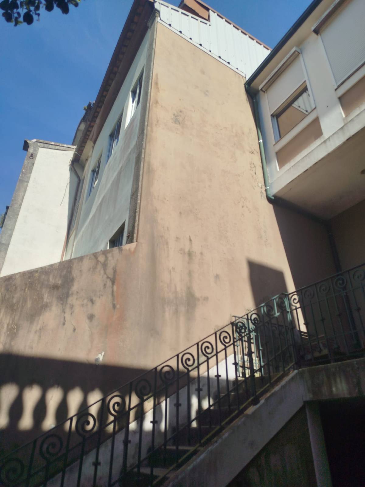 Jardiel Siqueira - Gondomar - Insulation
