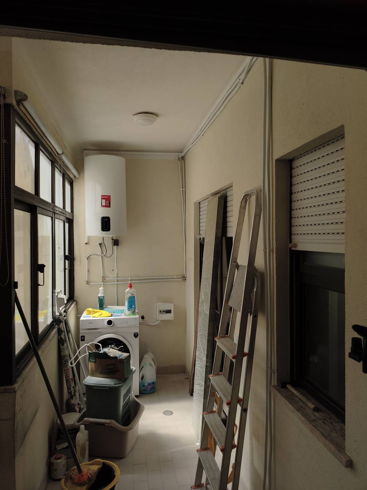 Offgrid Plumbing Kevin - Castelo Branco - Dachrinnen reparieren