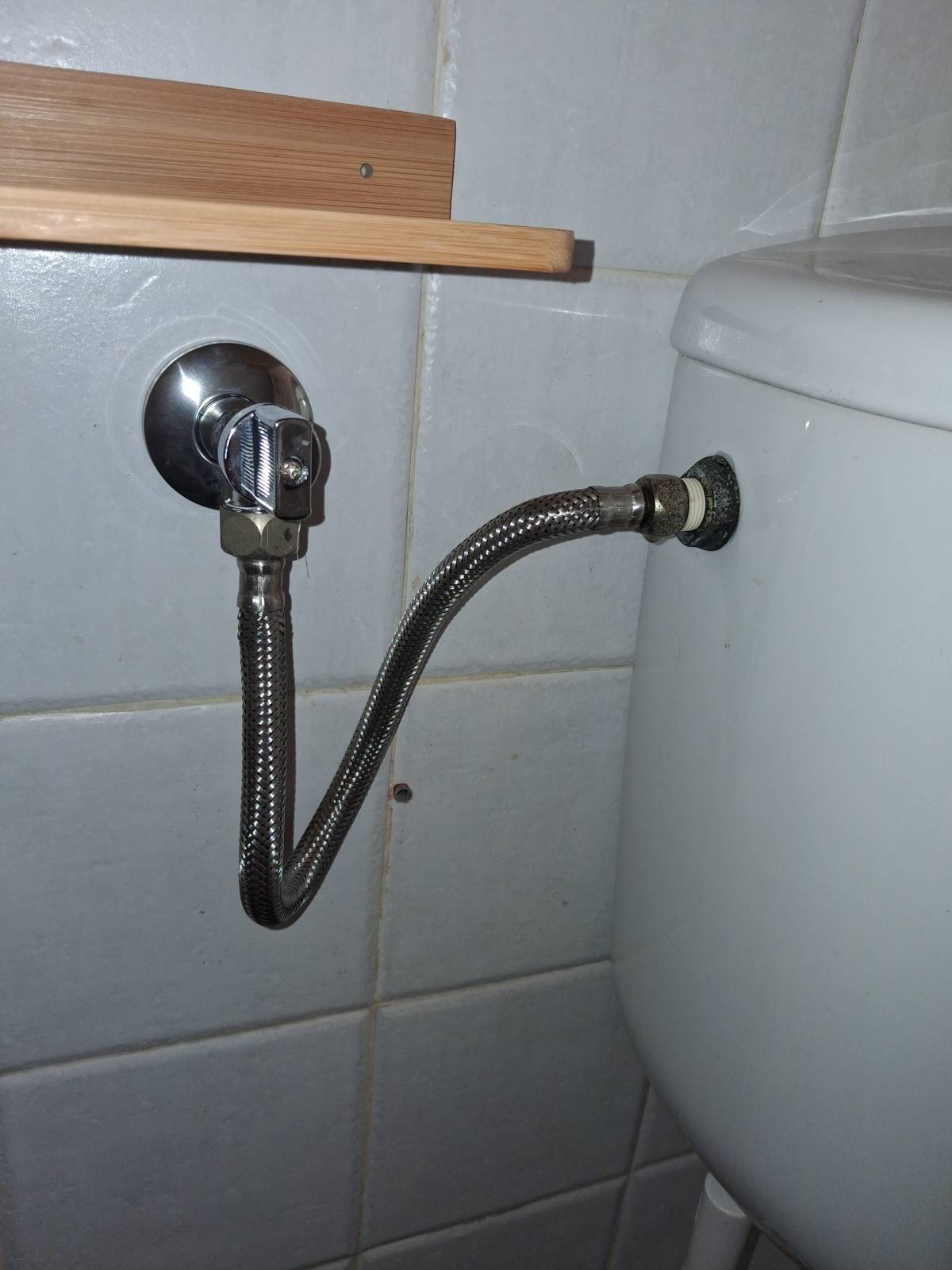 Local Stay Services - Almada - Crib Assembly