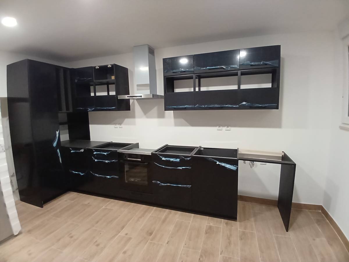 Remodelação e montagem de moveis em geral - Leiria - Remodelação de Armários