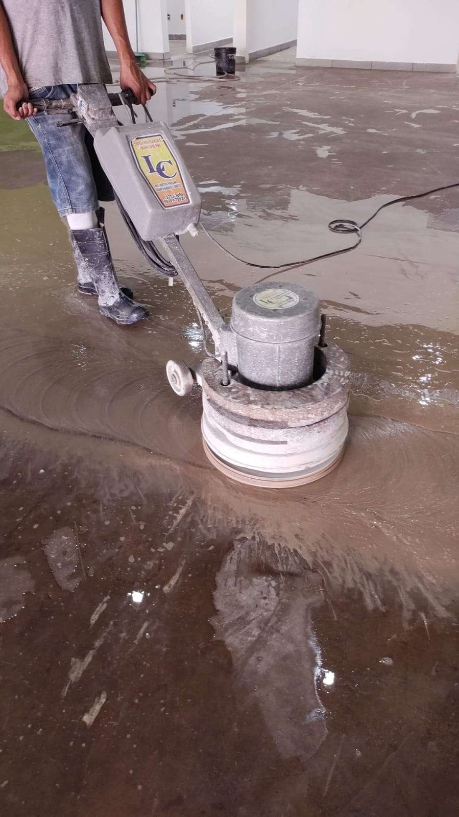 Afagar soalho Pinturas geral - Fafe - Sound Proofing