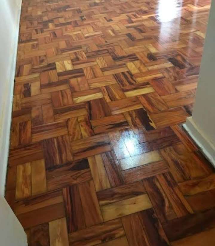 Afagar soalho Pinturas geral - Fafe - Stair Installation