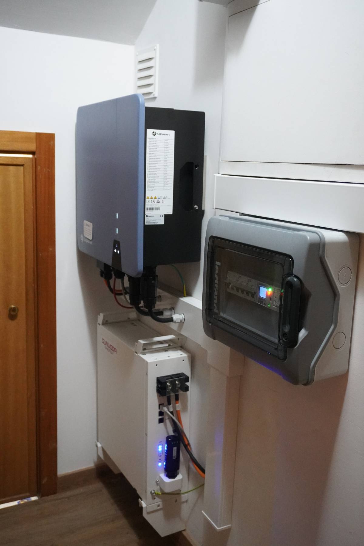SystEnergy - Coimbra - Reparación de interruptores y enchufes