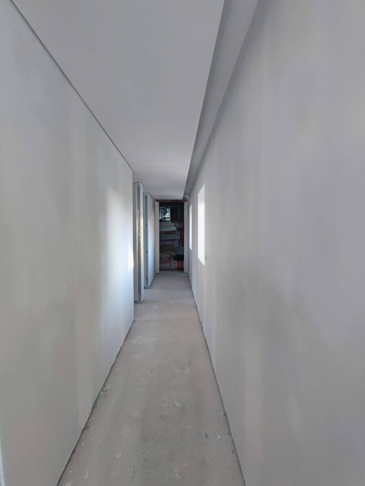 Houseplak.lda - Esposende - Painting