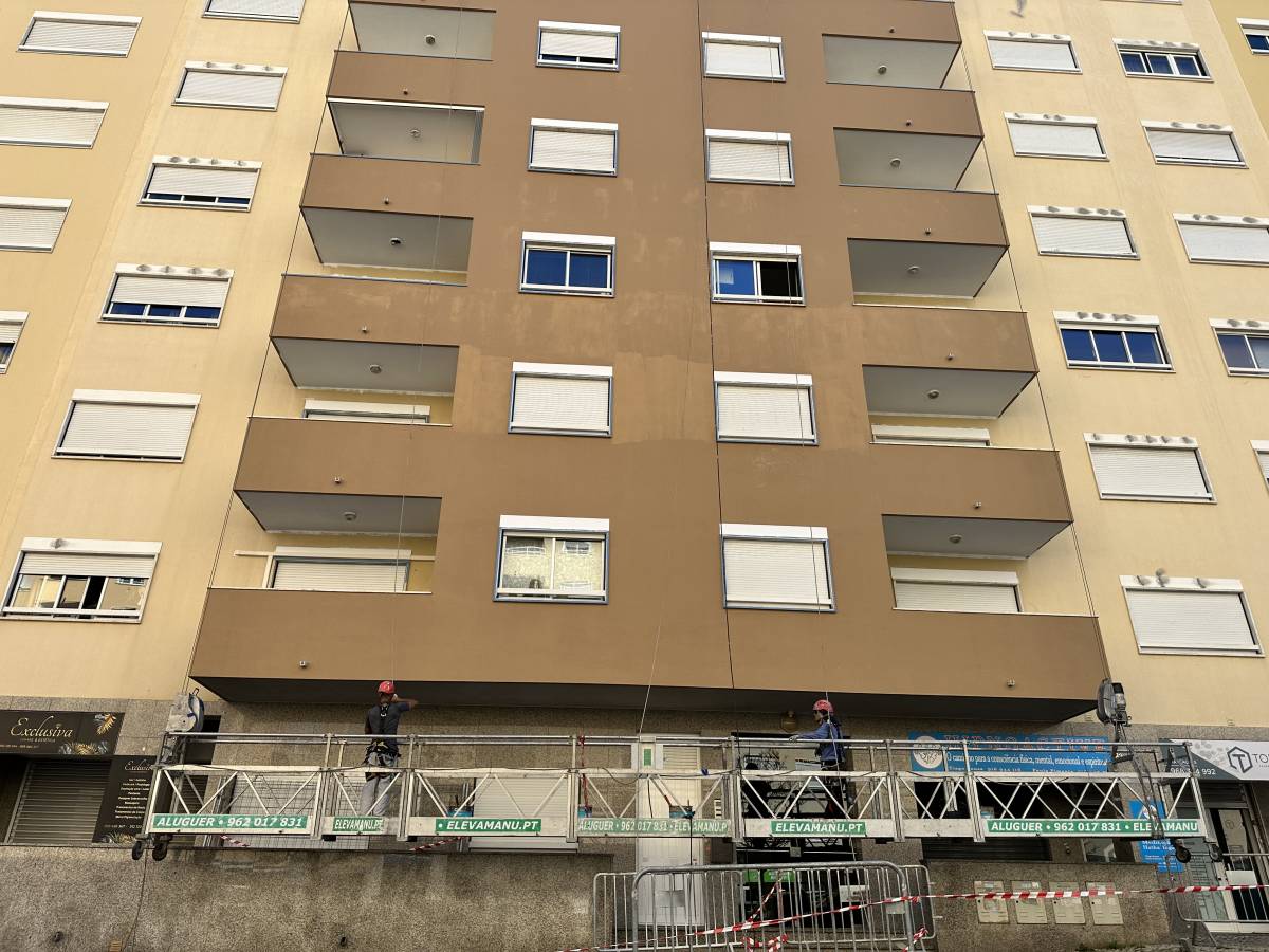 CBS Reabilitação predial - Odivelas - Treppenbau