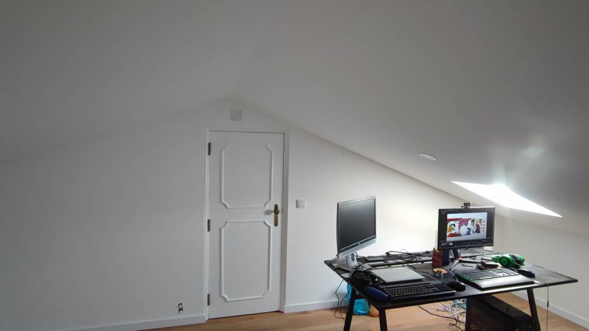 Houseplak.lda - Esposende - Interior Wall Addition