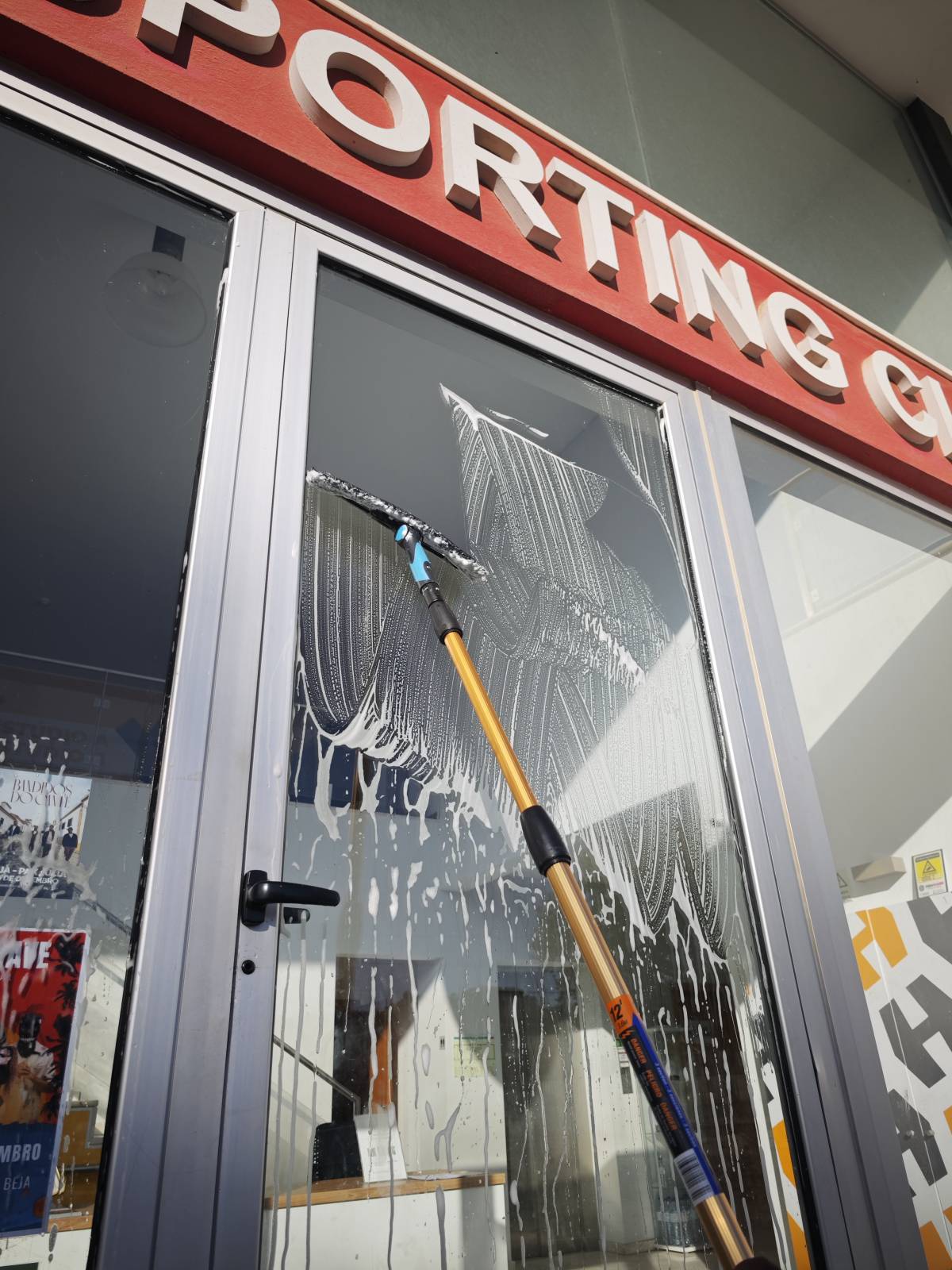 J & J Limpezas - Beja - Windows Cleaning