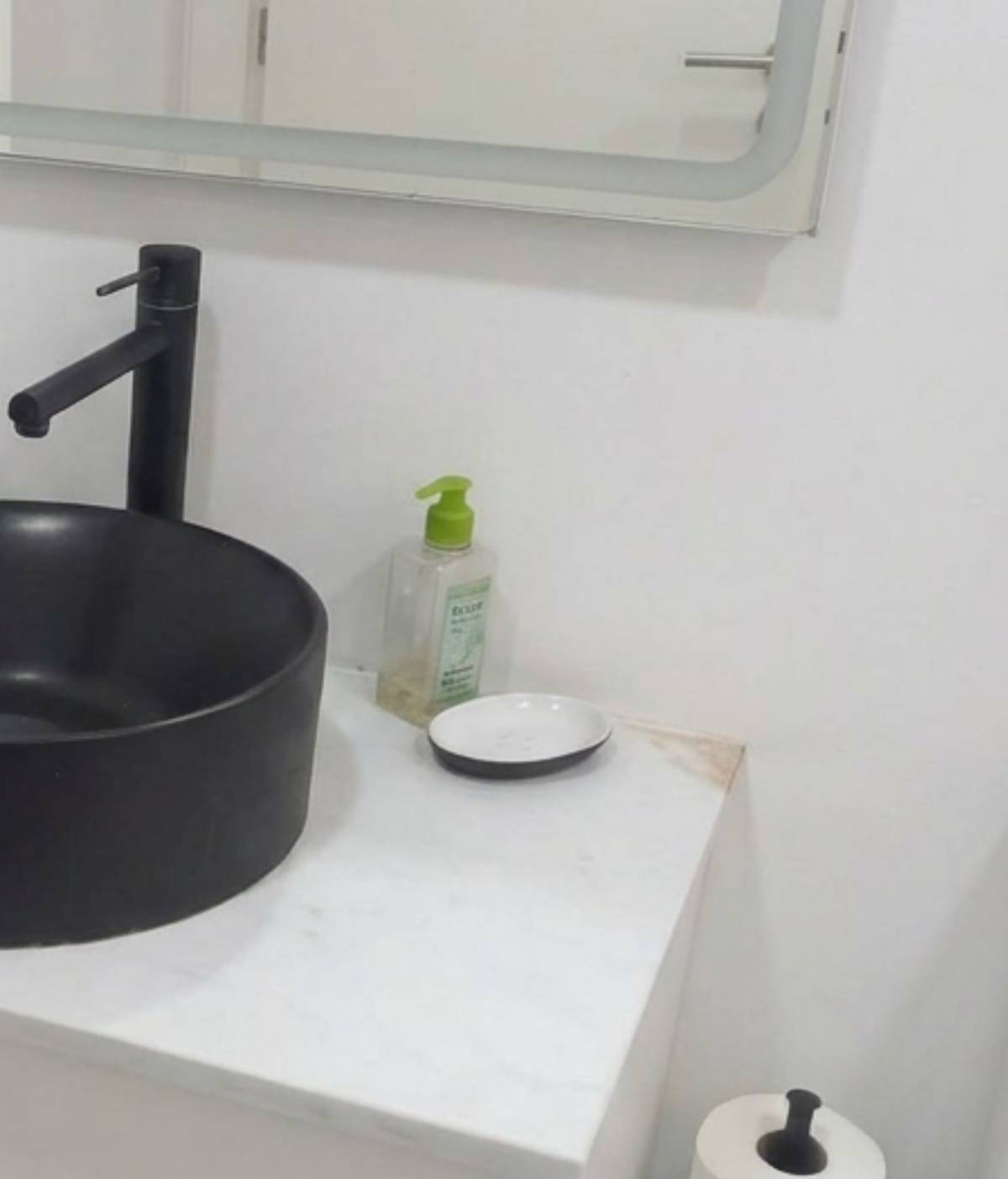 Local Stay Services - Almada - Router Setup and Installation Services