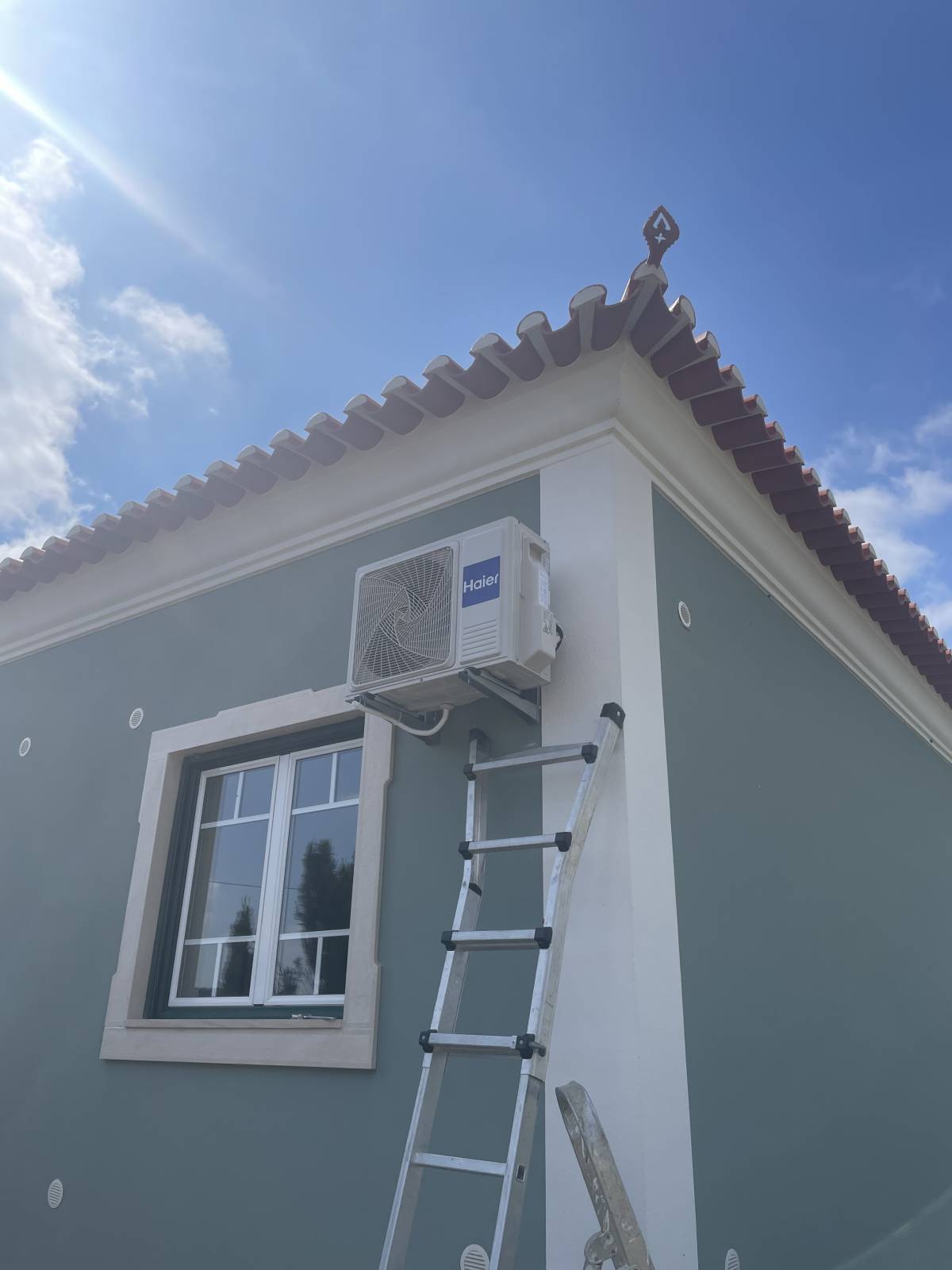 Diogo Dores - Torres Vedras - Instalação ou Substituição de Ventilador de Casa de Banho