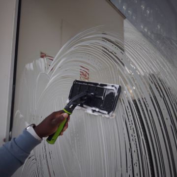 J & J Limpezas - Beja - Window Blinds Cleaning