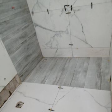 Jardiel Siqueira - Gondomar - Bathroom Remodel