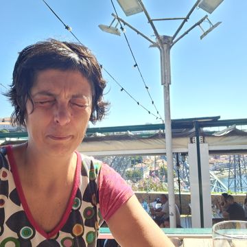 Andrea Peniche - Porto - Edición
