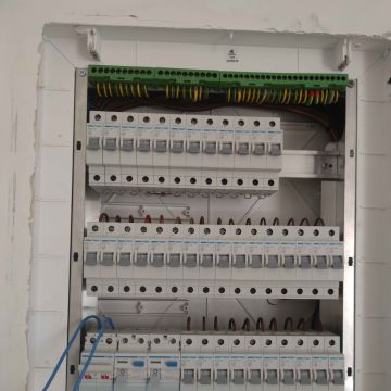 Bruno Landim - Sintra - Stromgenerator reparieren