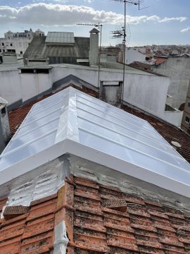 Top Caixilhos - Loures - Skylights
