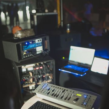 Filipe Marques - Santa Comba Dão - Alquiler de equipos de iluminación para eventos