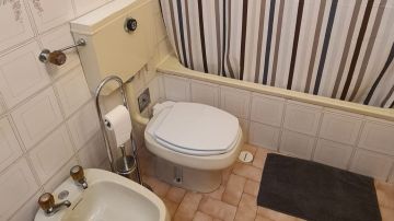 Construction and Building Services - Additions and Remodels