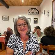 Filomena - Vila Real de Santo António - Window Blinds Cleaning