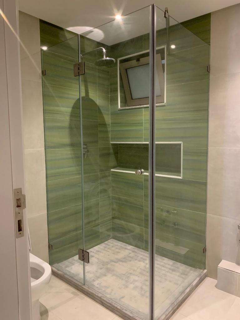 João Marcos - Sintra - Bathroom Tiling