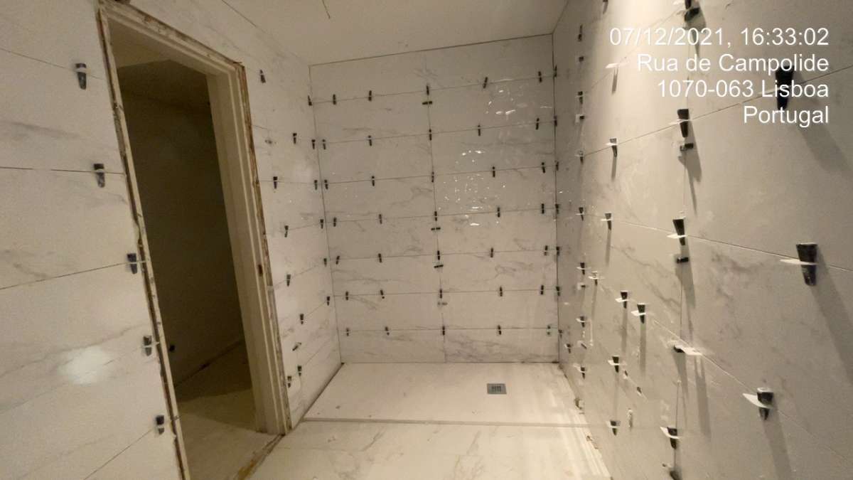 João Marcos - Sintra - Tile Installation