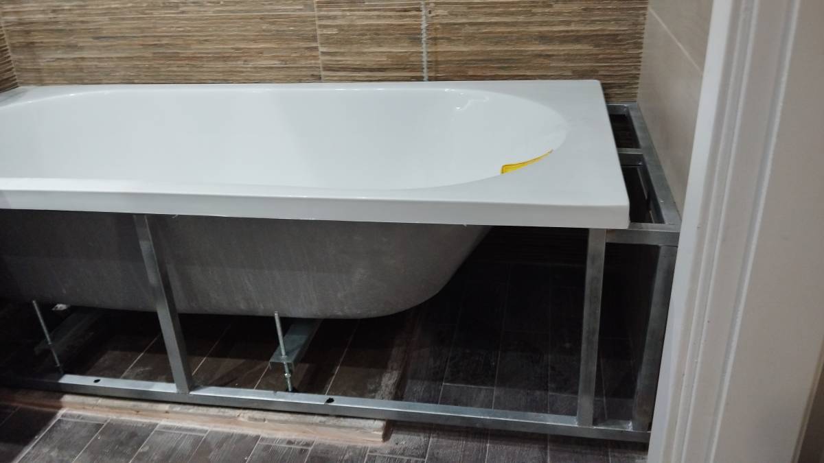 Juan Leon - Albufeira - Floor Tiling