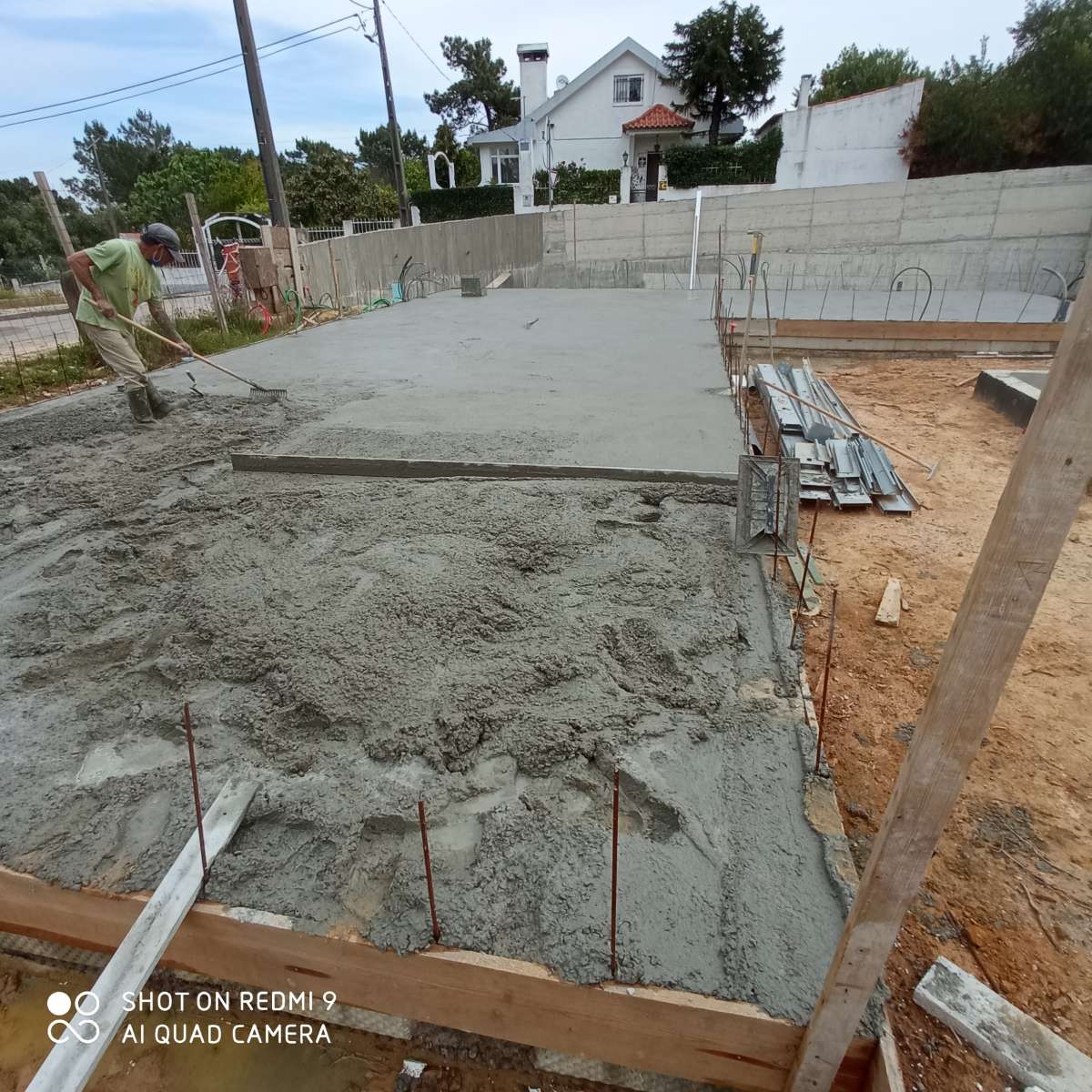 Moyzes Rodrigues - Montijo - Instalação de Pavimento em Pedra ou Ladrilho