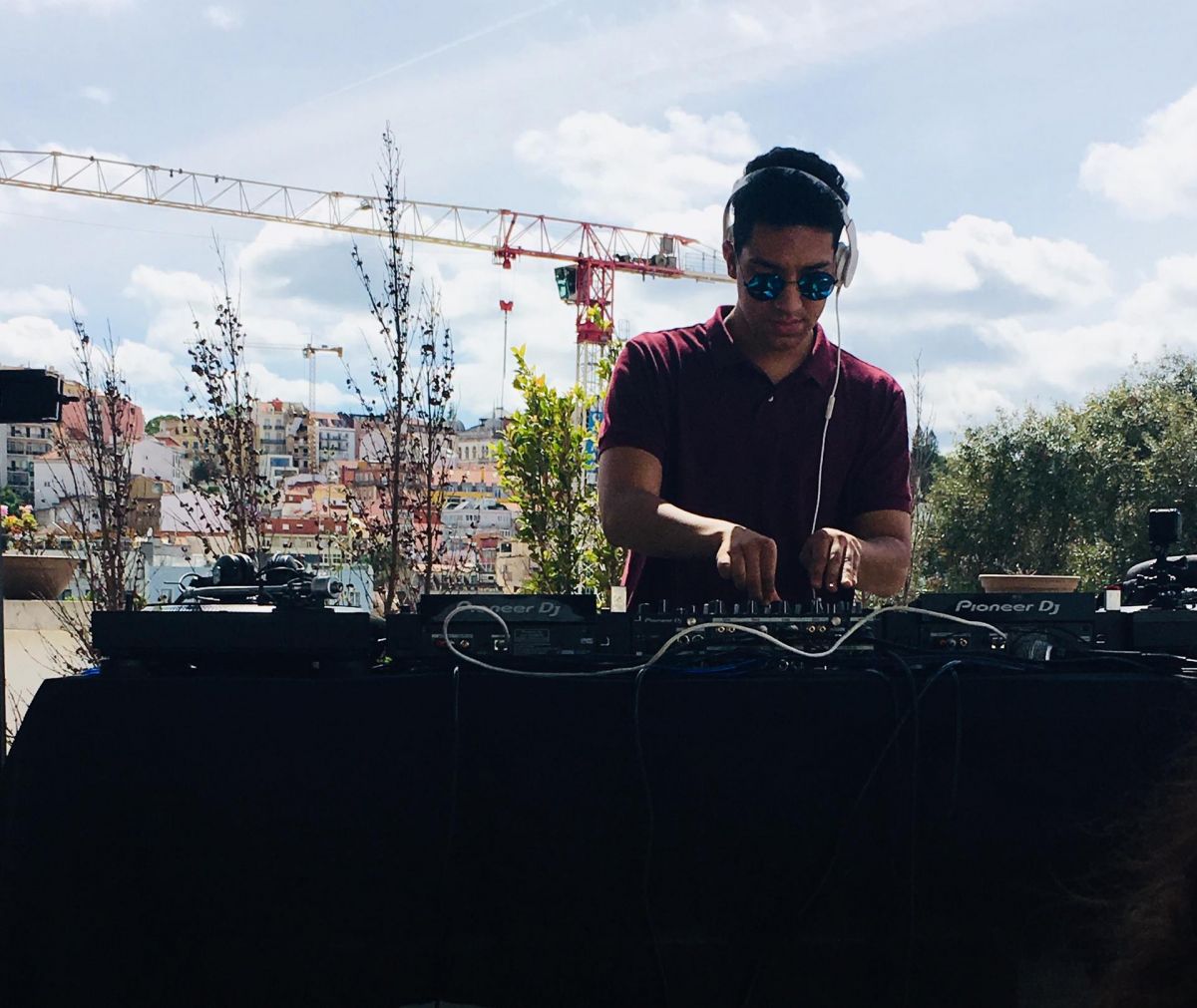 DJ Surik - Vila Nova de Gaia - DJ para Festas e Eventos