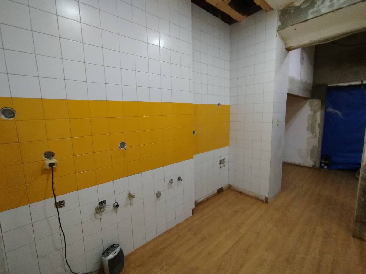 ID construções e remodelações Ltda - Seixal - Kitchen Remodel