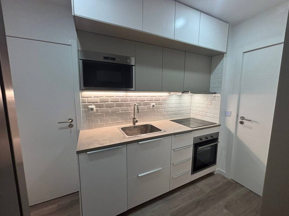 D.F REMODELAÇÃOS UNIPESSOA LDA - Setúbal - Teppich verlegen