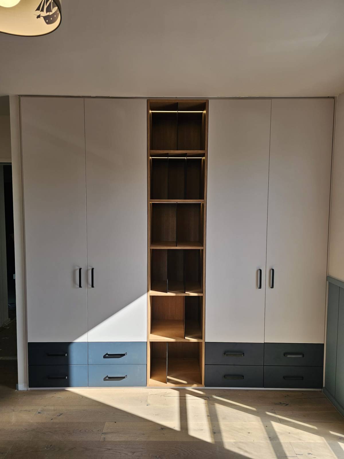 Sou o Alexandre Ribeiro - Mafra - Crib Assembly