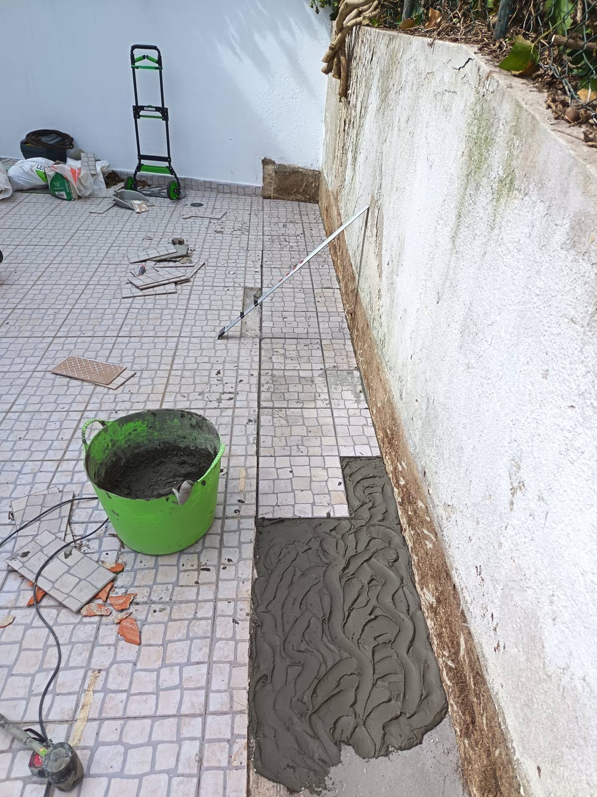 Gidimilson Bragança - Lisboa - Montage de lit bébé