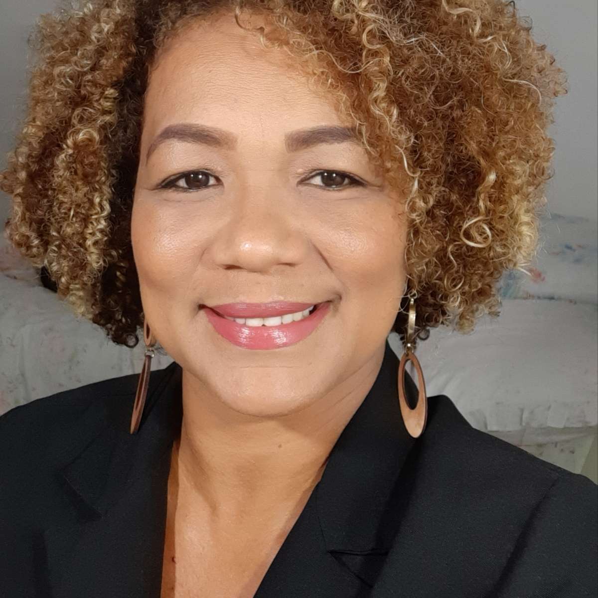 NUBIA COSTA CASTRO - Olhão - Home Care and Nursing Homes