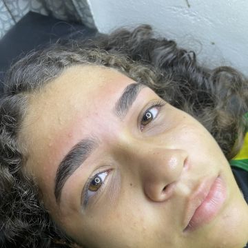 Natália Souza - Almada - Servicios de belleza