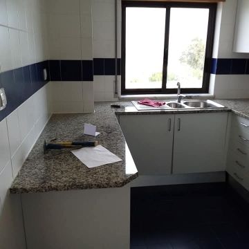 Vesta Remodelações & Piscinas - Alcochete - Boulder Placement