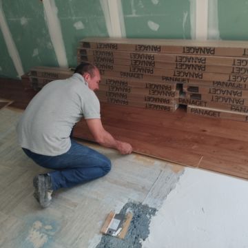 Construções e remodelação - Marinha Grande - Instalación de lámparas