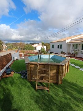 Juan Leon - Albufeira - Crib Assembly