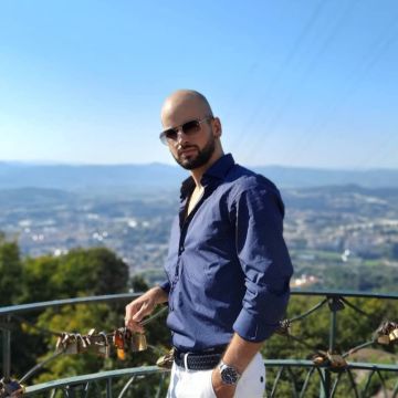 BrunOliveirabyAPMviagens - Oliveira de Azeméis - Honeymoon Travel Specialist