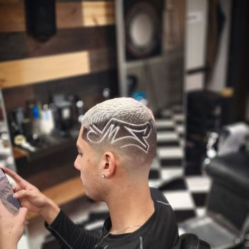 Henrique Barber - Amadora - Friseur