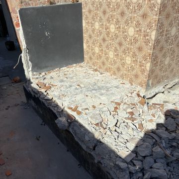Daniel - Gondomar - Asbestos Removal