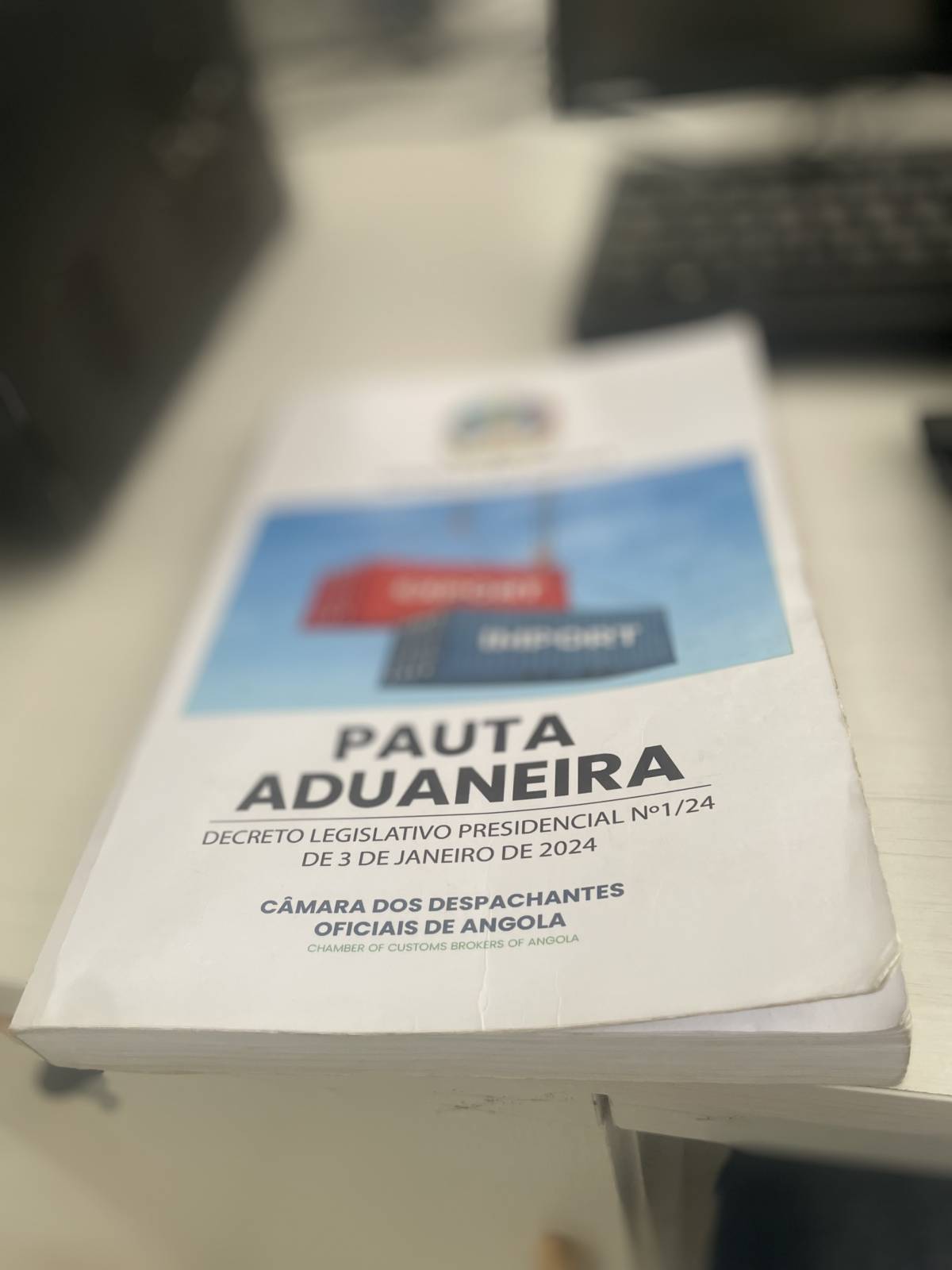 Hermenegildo César AD. Despachante - Lisboa - Agencia de Documentación de Automóviles