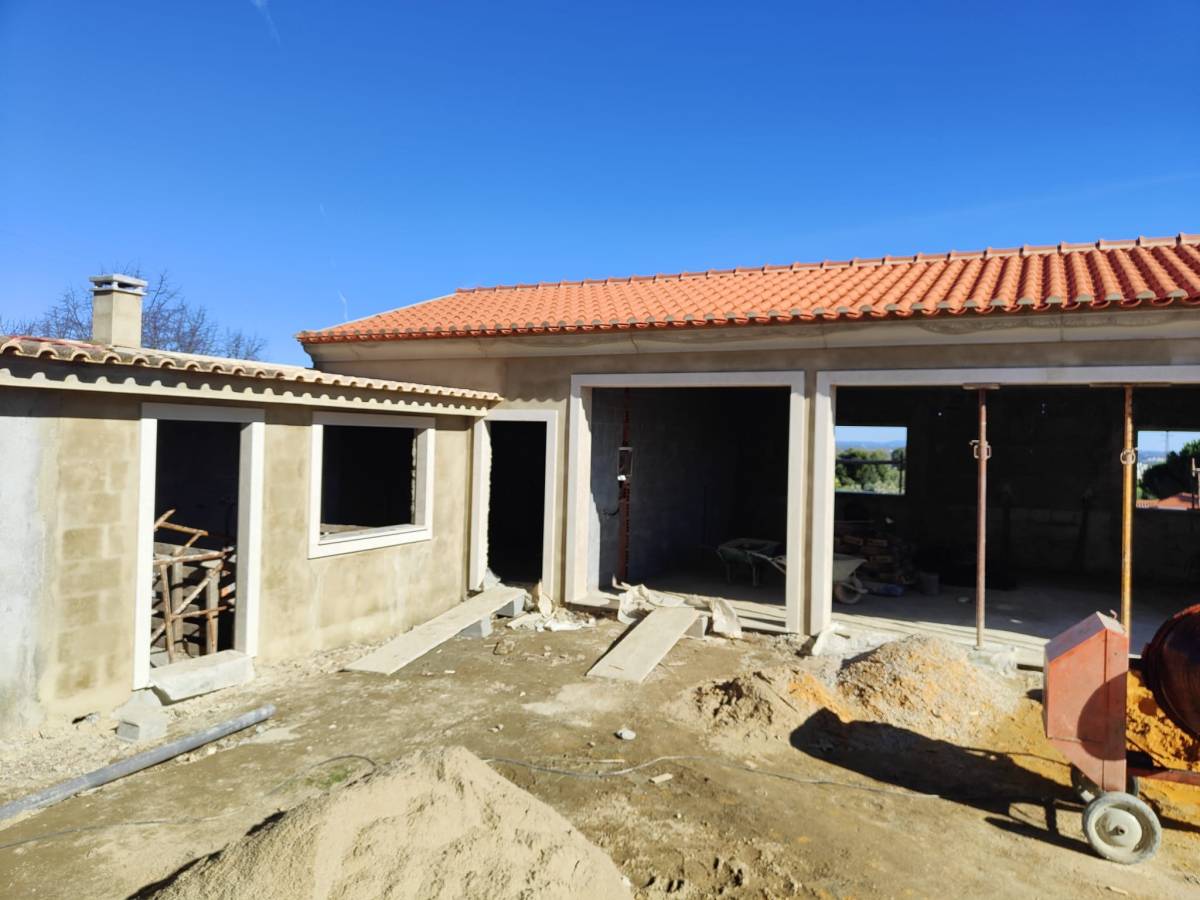 W3N Moreira Construção Civil - Torres Novas - Reparação ou Manutenção de Telhado