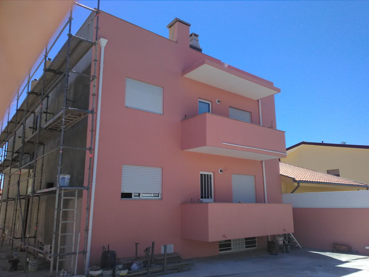 Paulo Silva- PR.Remodelações - Porto - Floor Tiling